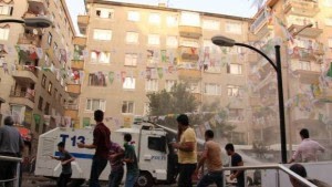 Vier Tote bei Bombenexplosionen bei HDP
