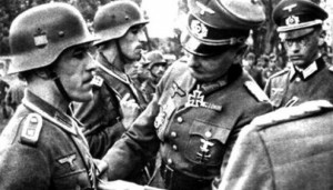 Almanyanın-Nazi-ordusu-ile-birlikte-savaşan-İspanyol-faşistlere-hala-maaş-ödediği-ortaya-çıktı