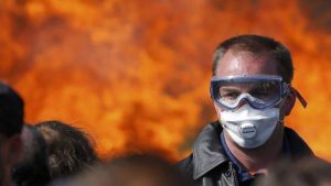 160531063554_france_strikes_624x351_reuters_nocredit