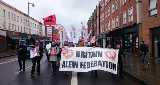 Gazi’deki Polis ablukası Londra’da protesto edildi