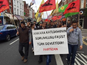 Ankara'daki katliam Londra'da protesto edildi