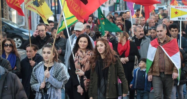 Londra’da Dünya Kobane Yürüyüşü