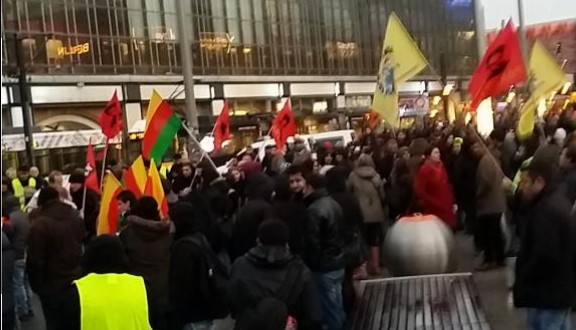PKK Yasağı Kalksın, Siyasi Tutsaklar Serbest Bırakılsın Berlin Yürüyüşü