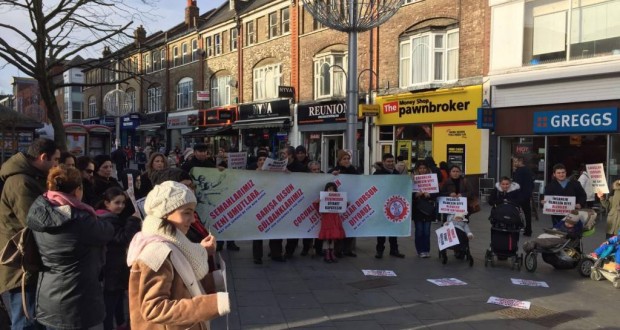 İngiltere'de protestolar devam ediyor